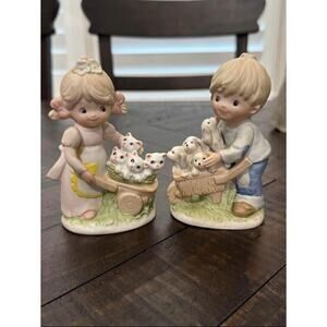 Vintage Homco #1402 Boy Puppies & Girl Kittens Wagon Bisque Porcelain Figurines